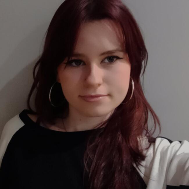 Babysitter in La Norville: Eleandra