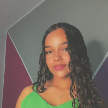 Babá em Teresina: Mara