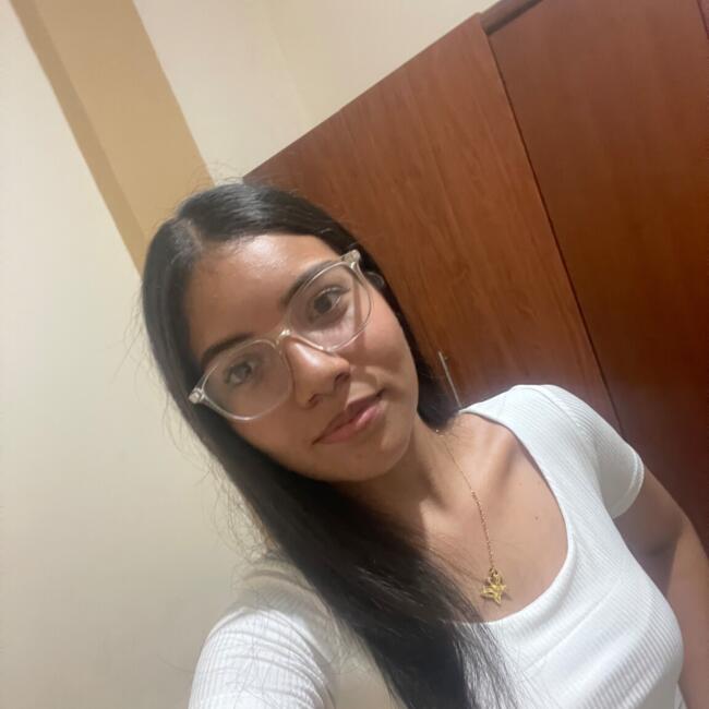 Niñera en Quito: Valentina