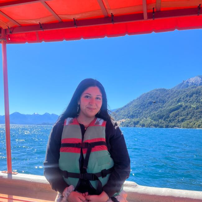 Niñera en La Florida: Ana Maria