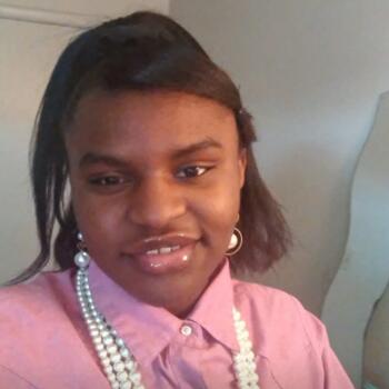 Babysitter in Chattanooga: Shameila