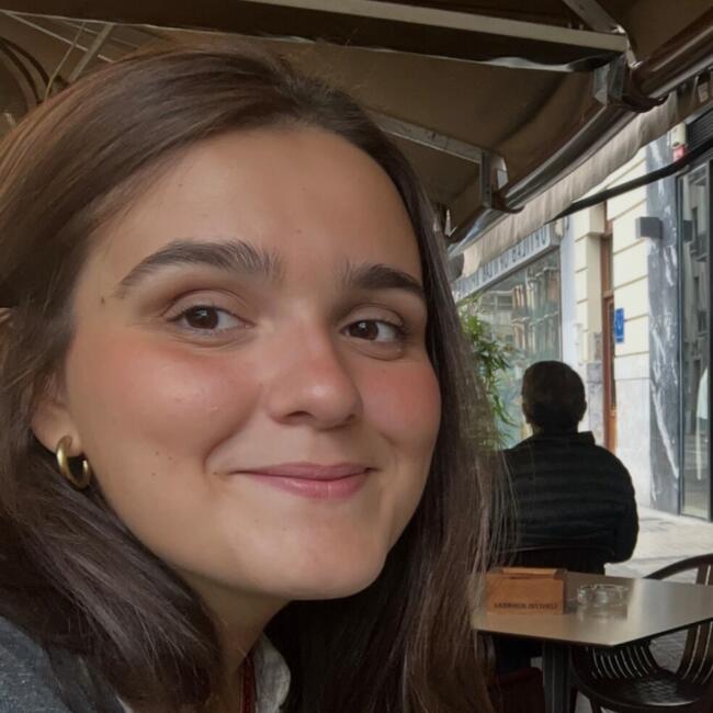 Babysitter in Pamplona: Natalia