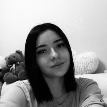 Babysitter in Brescia: Rebecca