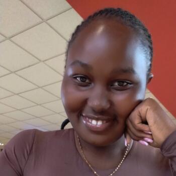 Babysitter in Nairobi: Joyline
