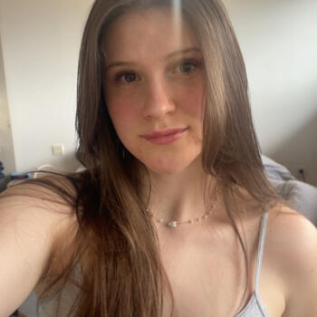 Babysitter in Albi: Claire