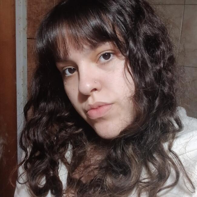 Babysitter in Berazategui: Marianela Yasmin
