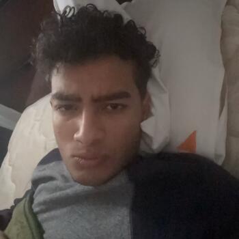 Babysitting job in Cairo: babysitting job Mohamed