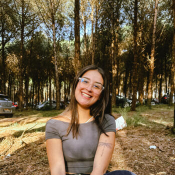 Babysitter in Marinha Grande: Carolina
