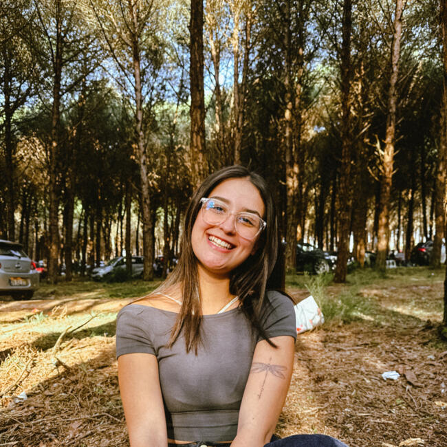 Babysitter in Marinha Grande: Carolina