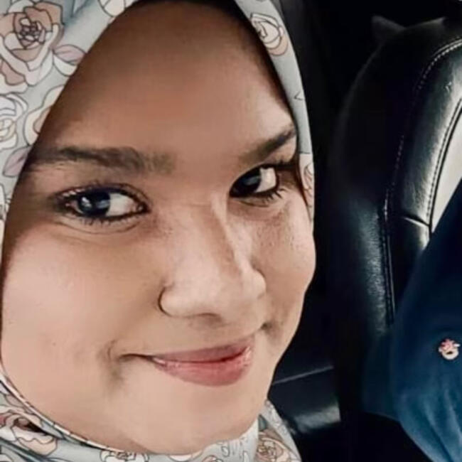 Pengasuh di Kajang: Mira