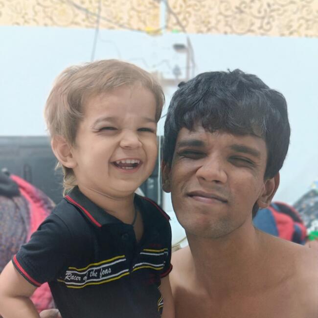 बम्बई में बेबीसिटर: Dev