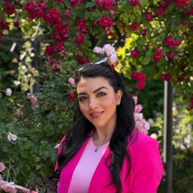 Babysitter in Vienna: Jasmin