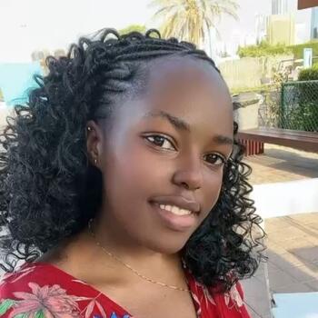 Babysitter in Al Ain: Cathy