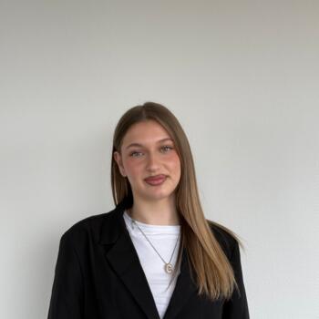 Babysitter Küttigen: Clara