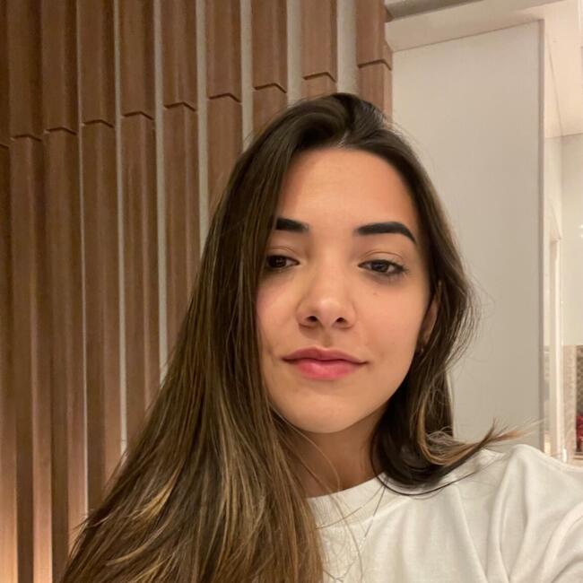 Babysitter in Fortaleza: Ivyna