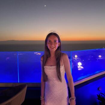 Babysitter in St Albans: Niamh