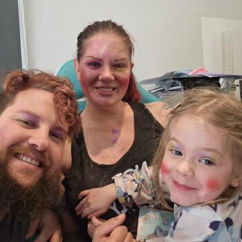 Babysitting job in Brisbane: babysitting job Ash