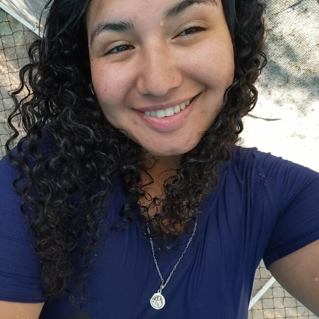 Babysitter in San Fernando: Elena