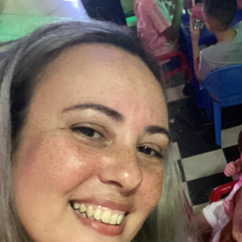 Babá Niterói: Fernanda