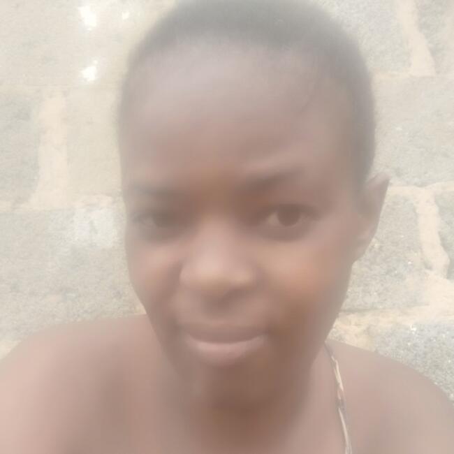 Babysitter in eManzimtoti: Ngenzeni Angeline