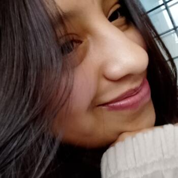 Niñera Pomasqui: Naomi