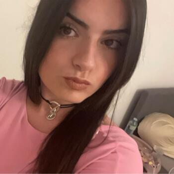Babysitter in Aurillac: Lilou