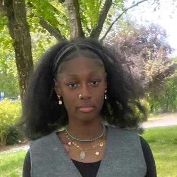 Baby-sitter Chennevières-sur-Marne: Arie