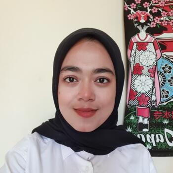 Babysitter di Kota Sukabumi: Devya