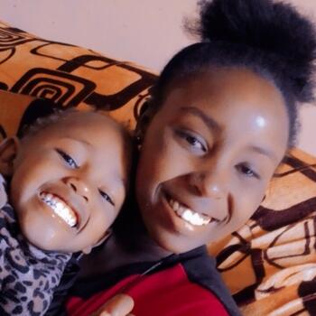 Babysitter Doha: Caren