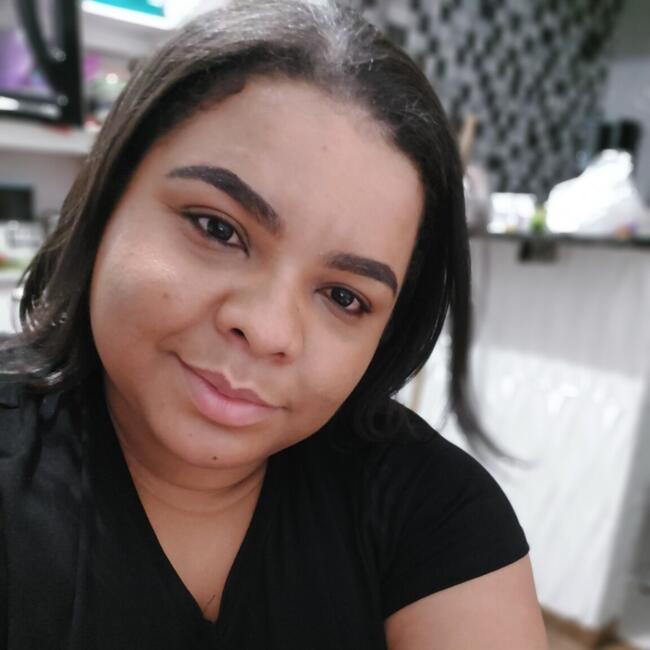 Babysitter in Betim: Karine