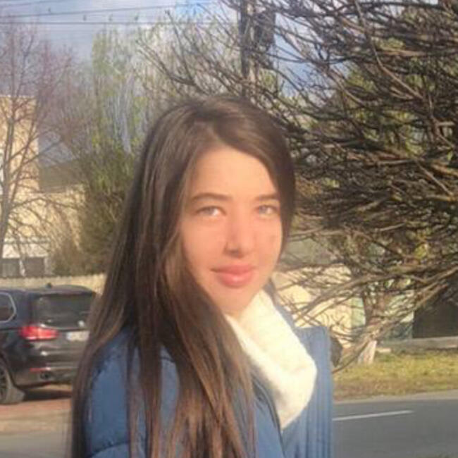 Babysitter in Héron: Chara