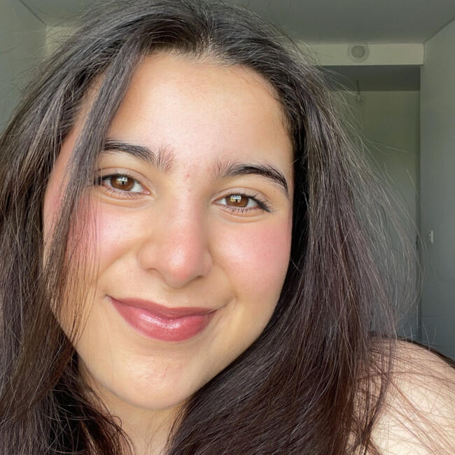 Niñera en Pamplona: Ebti