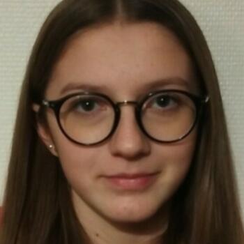 Baby-sitter in Sainte-Foy-lès-Lyon: Flavie