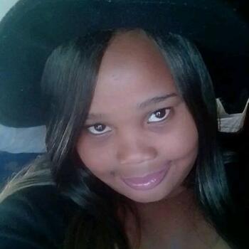 Babysitter in Cape Town: Lucinda