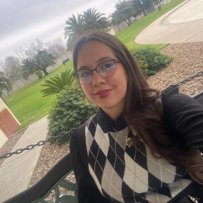 Babysitter in Libertad: Micaela