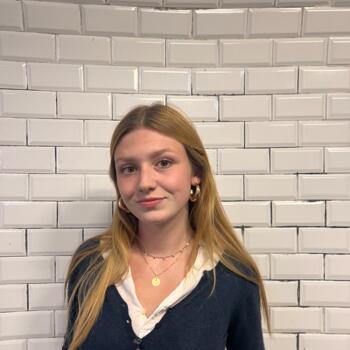 Babysitter in Marly-le-Roi: Juliette