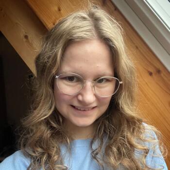 Babysitter Hinwil: Sayuri