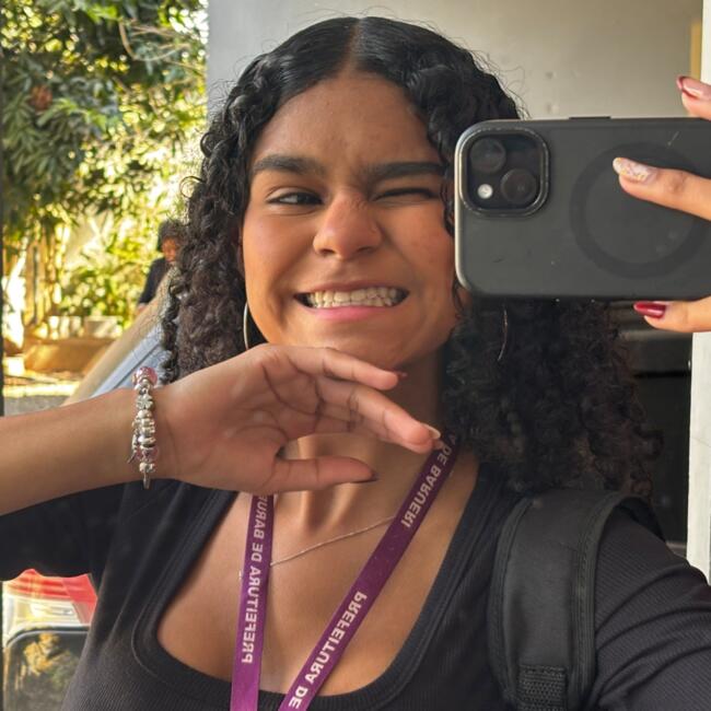 Babysitter in Barueri: Geovanna