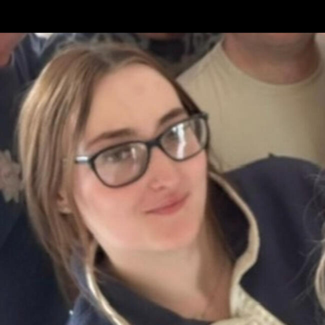 Babysitter in Clareen: Nioami