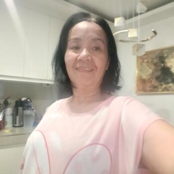 Babysitter in Quezon City: Gina