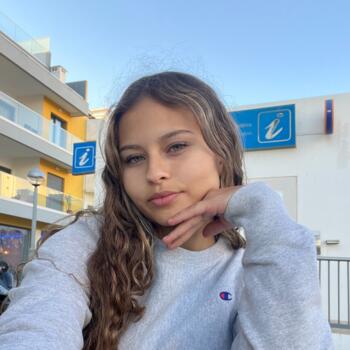 Babysitter em Quarteira: Denize