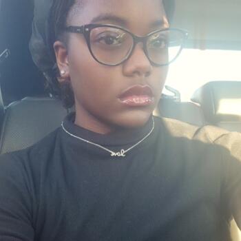 Babysitter Mishawaka: Lakereaye