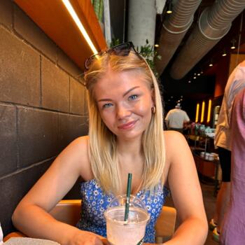 Babysitter in Salzburg: Elizabete