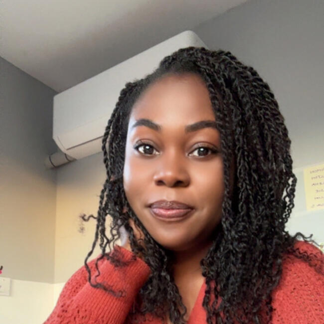 Baby-sitter in Dartmouth: Wa Njume