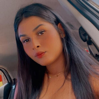 Babysitter in Rio Verde: Lorrany Lima da Silva