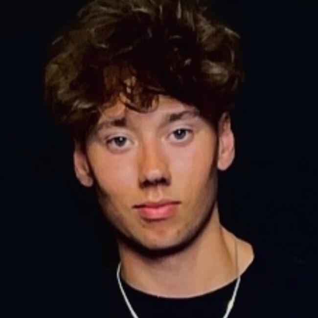 Babysitter in Armstrong (British Columbia): Carter