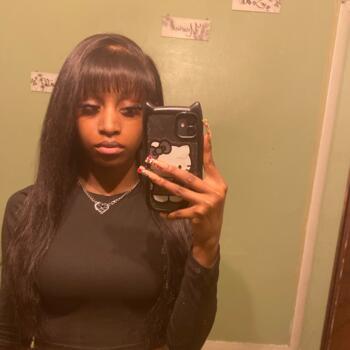 Babysitter Milwaukee: Jalyzza