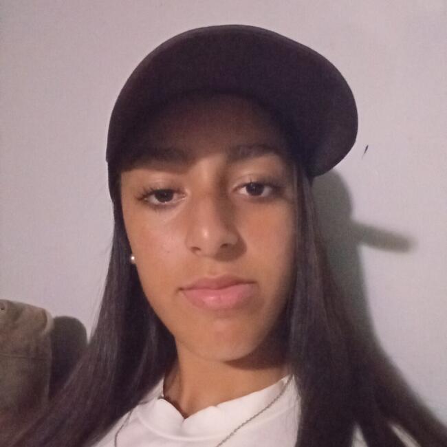Babysitter in Cugnaux: Nesrine