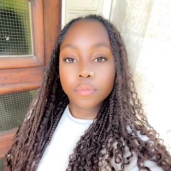 Baby-sitter Saint-Germain-en-Laye: Emma