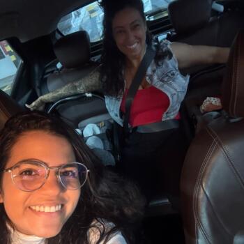 Emprego de babá em Brasília: emprego de babá Thaís